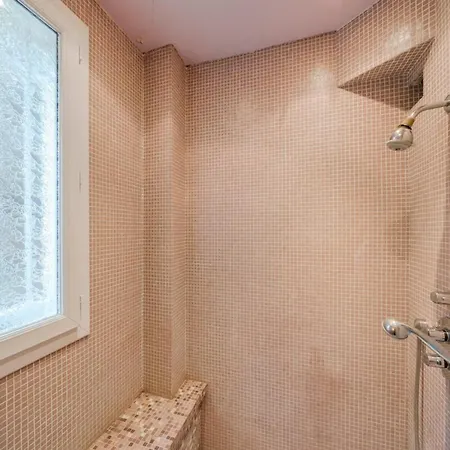 アパート Cozystay 1225 Bourgeois Charm In Center