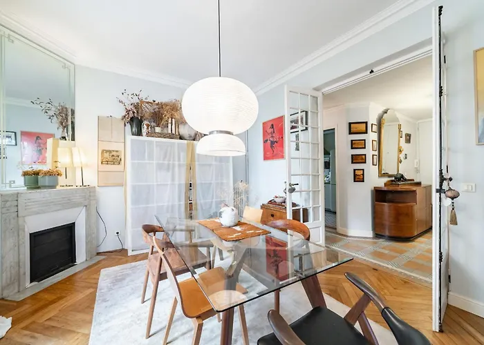 Cozystay 1225 Bourgeois Charm In Center アパート *