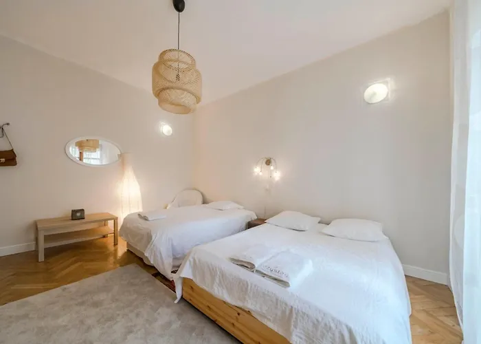 Cozystay 1225 Bourgeois Charm In Center アパート *